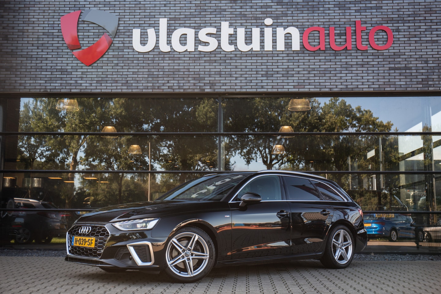 Audi A4 Avant - 35 TFSI Launch edition Sport S-line Automaat, Leuke uitvoering, - AutoWereld.nl