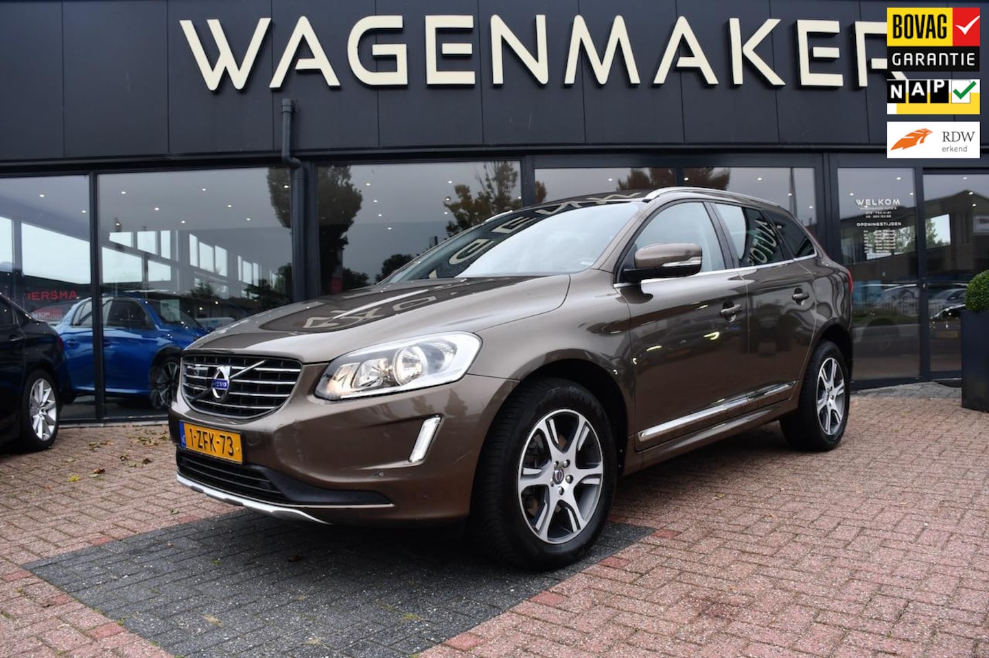 Volvo XC60 - 2.0 T5 FWD Summum AUT|Leder|NAVI|ACC|DealerOH! - AutoWereld.nl