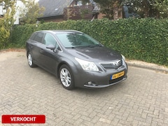 Toyota Avensis Wagon - 2.0 VVTi Business NL auto, Dakdragers, Navi, trekhaak, 152 pk