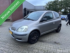 Toyota Yaris - 1.0 VVT-i