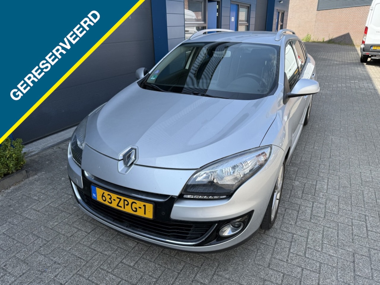 Renault Mégane Estate - 1.4TCe Collection Navi Camera CrContr LMV!! - AutoWereld.nl