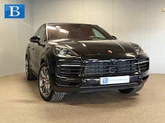 Porsche Cayenne Coupé - 3.0 E-Hybrid-PANO-ACC-HEAD UP-MATRIX-LUCHTV.-TREKHAAK-ZEER COMPLEET