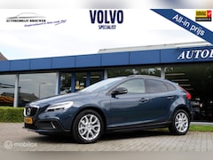 Volvo V40 Cross Country - T3 153PK GEARTRONIC POLAR+ LUXERY | PANO | ACC | BLIS | HARMAN KARDON | CAMERA