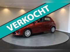 Toyota Yaris - 1.5 Hybrid Aspiration *Dealer OH* Navi|Camera|Cruise