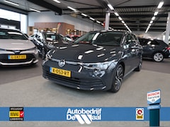 Volkswagen Golf - 1.0 eTSi 110pk DSG Life 5-drs. CAMERA/KEYLESS/WINTERPACK/CARPLAY/17INCH