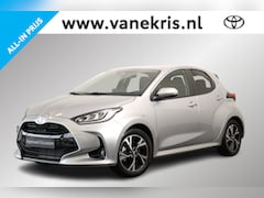 Toyota Yaris - 1.5 Hybrid 115 Dynamic Limited Comfort pack , Stuurverwarming, Parkeersensoren
