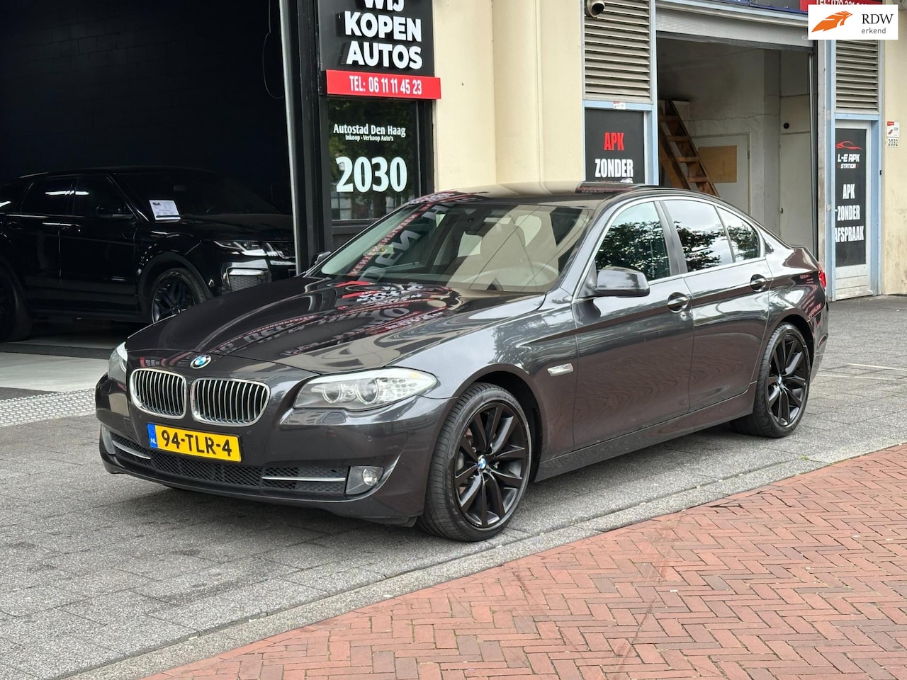 BMW 5-serie - 520i High Executive Automaat Clima Navi Leer - AutoWereld.nl