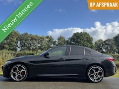 Alfa Romeo Giulia - 2.0T 310pk Sprint, 8400km my22, 19inch