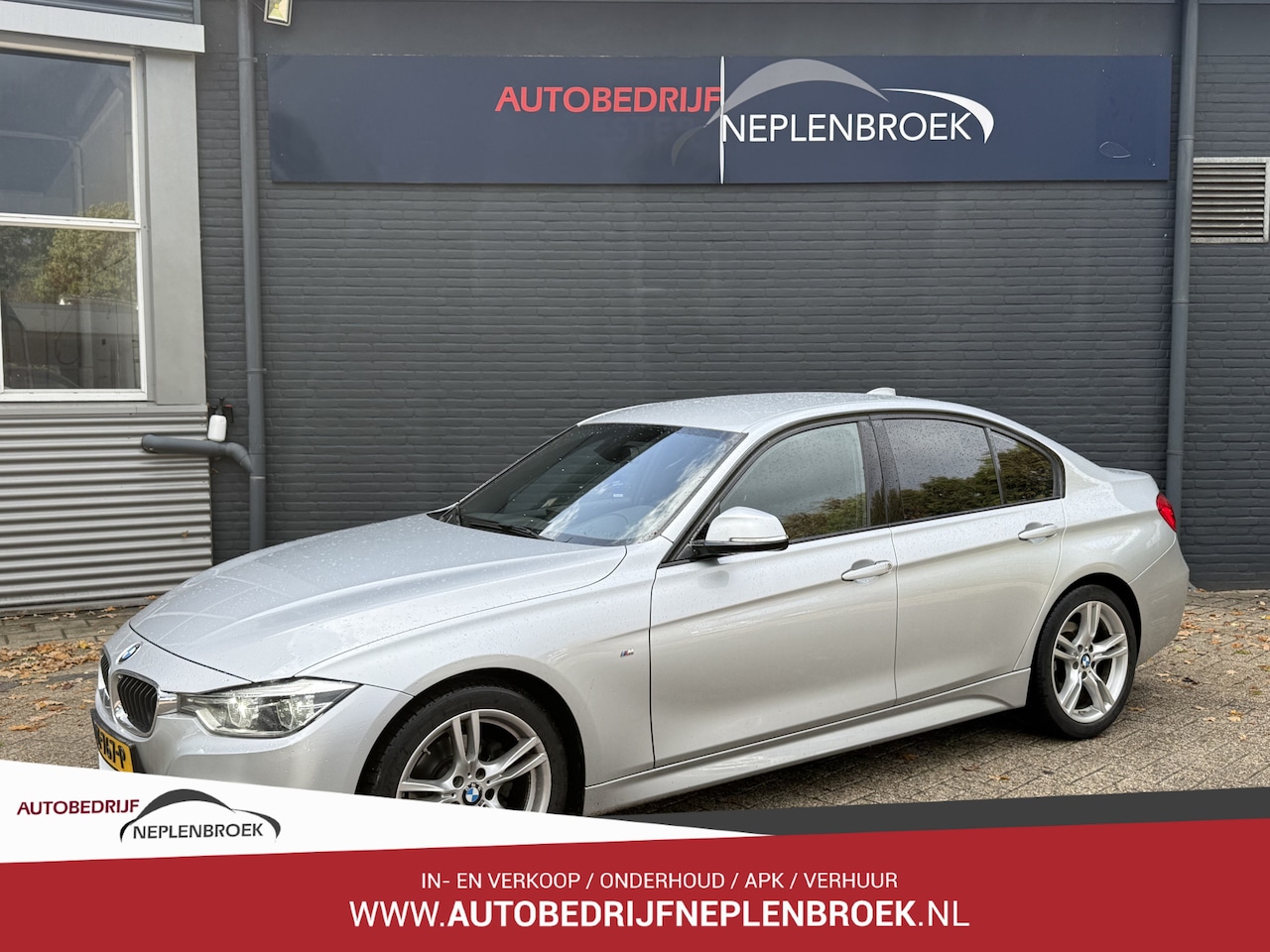 BMW 3-serie - 318i M Sport | 2016 | NL-auto | 128.000 km | Dealer onderhouden | 140pk - AutoWereld.nl
