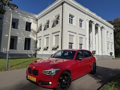 BMW i5 - 116 DEURS, 1:21, F20, NIEUW MODEL