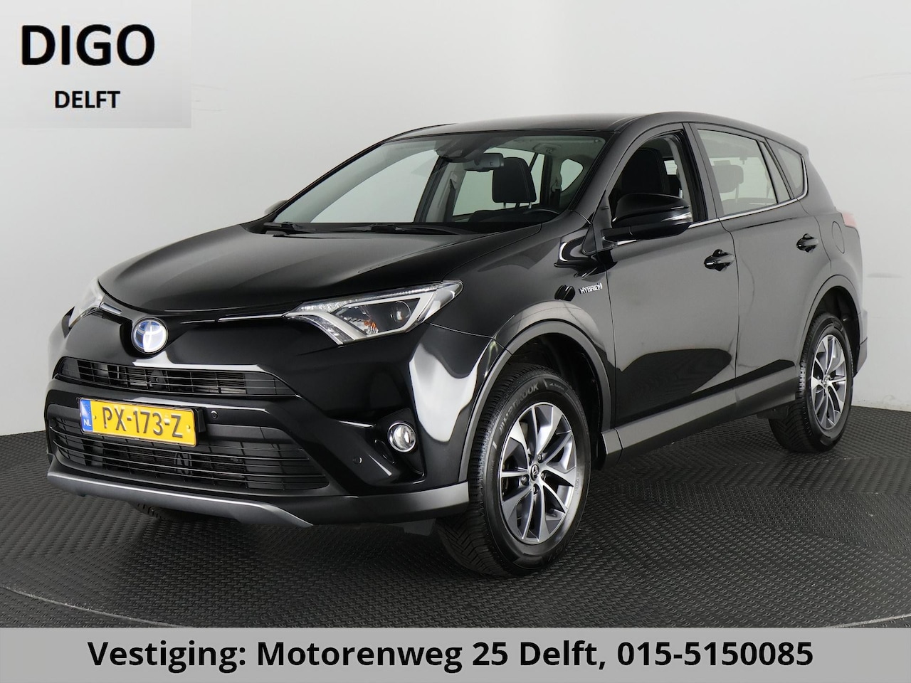 Toyota RAV4 - 2.5 HYBRID DYNAMIC BLACK GARANTIE 10-2027 NAVI.ADAPTIVE CRUISE.PDC VOOR+ACHTER 100% ONDERH - AutoWereld.nl