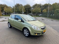 Opel Corsa - 1.4-16V Cosmo