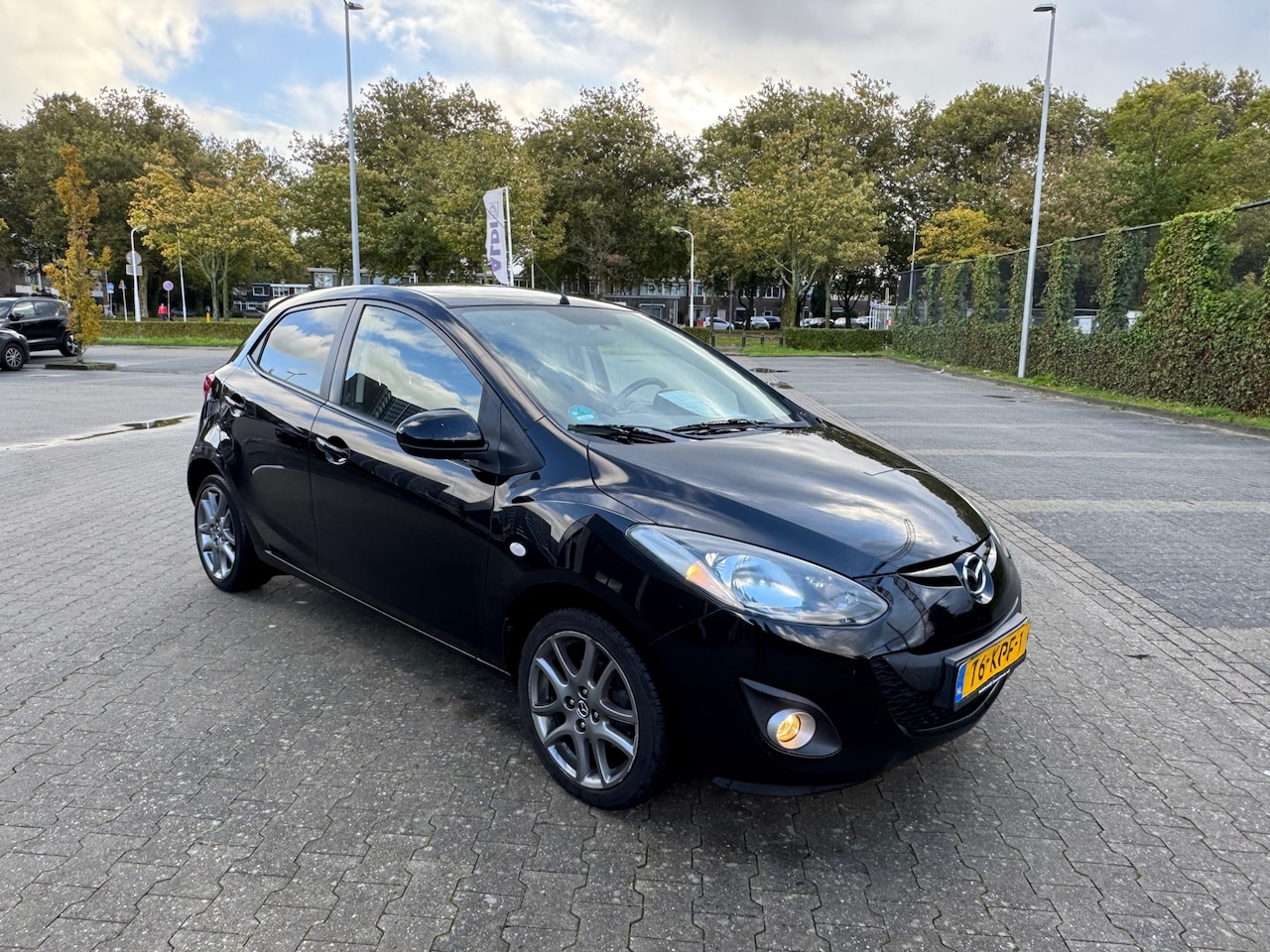 Mazda 2 - 1.3 BIFUEL Navigator GT. LPG G3 - AutoWereld.nl