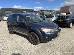 Mitsubishi Outlander - 2.2 DI-D Business Edition 7 p