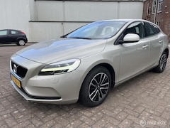 Volvo V40 - 2.0 T2 Nordic+