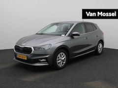 Skoda Fabia - 1.0 TSI Business Edition | CAMERA | NAVIGATIE | PARKEERSENSOREN | CRUISE CONTROL | CLIMATE