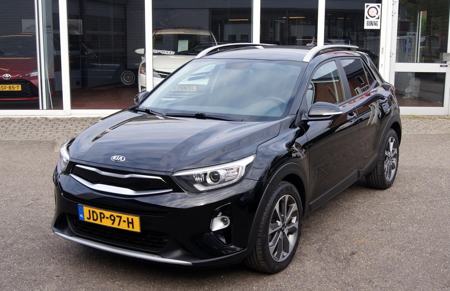 Kia Stonic - 1.0 T-GDi DynamicLine Pdc,Clima,Carplay,RIJKLAARPRIJS!! - AutoWereld.nl