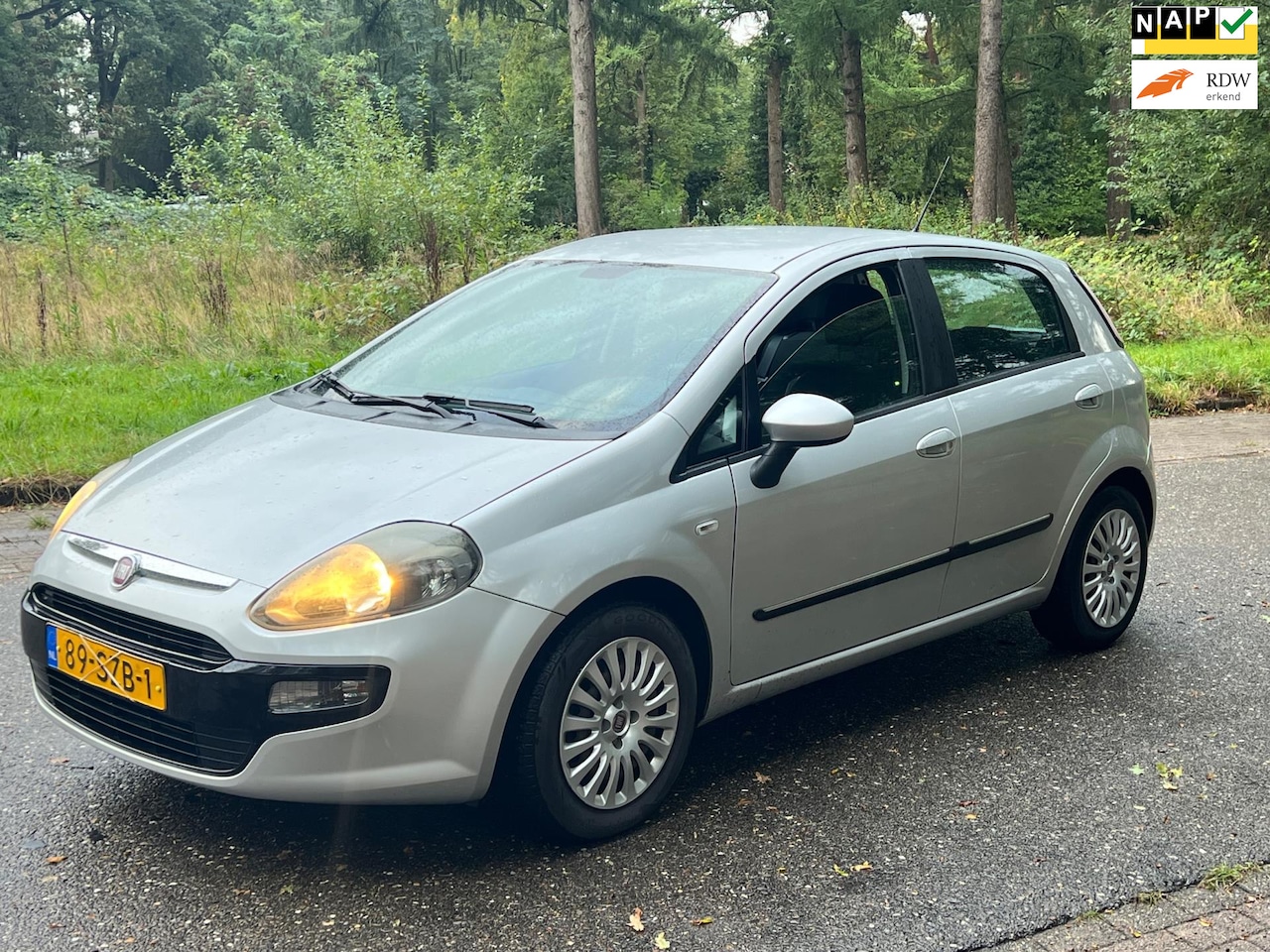 Fiat Punto Evo - 1.3 M-Jet Mylife Nwe ketting 2012 Grijs - AutoWereld.nl