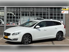 Volvo V60 - 2.4 D5 Twin Engine Special Edition ECC/LEER/NAP