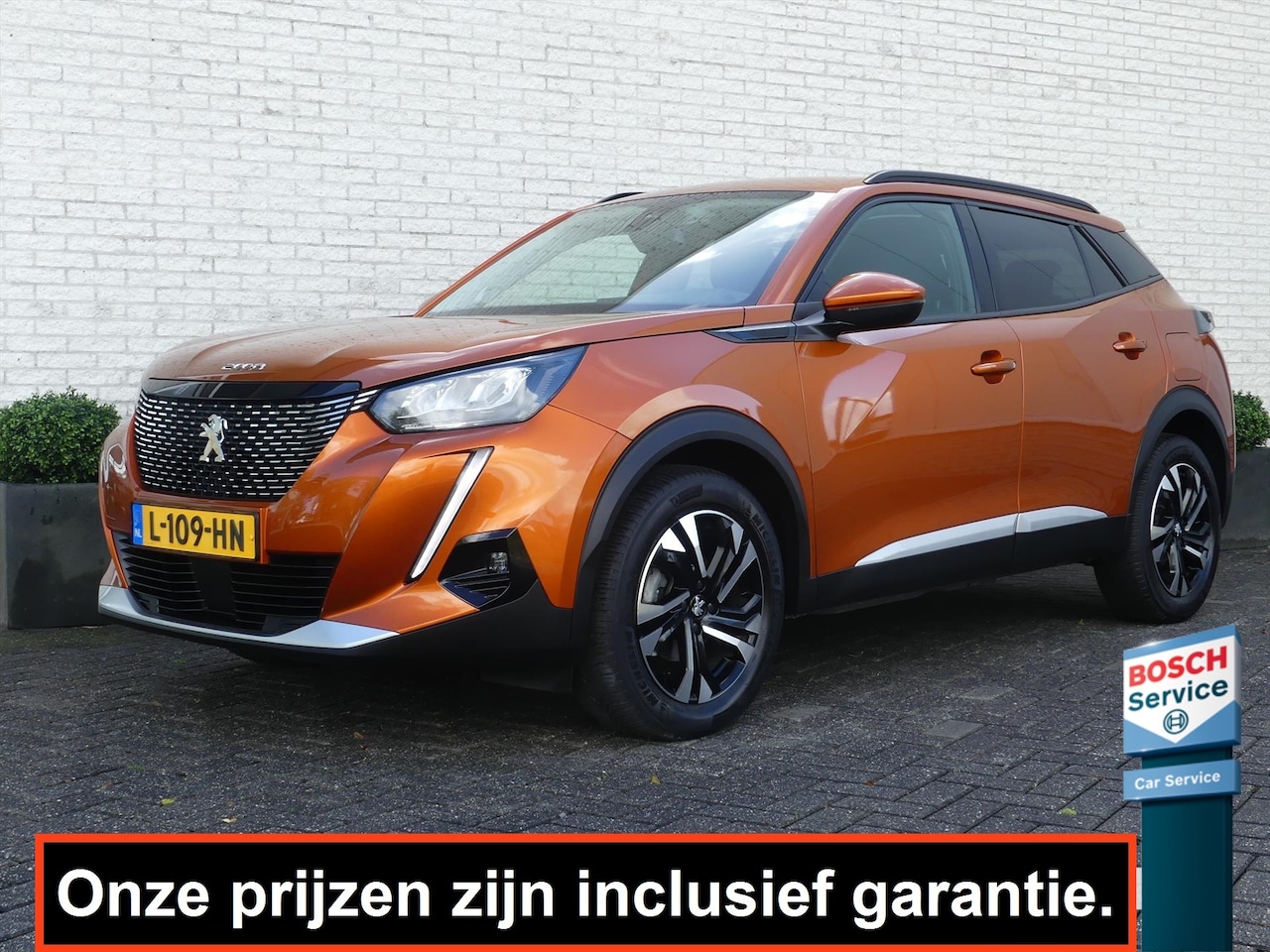 Peugeot 2008 - ALLURE 1.2 130PK CAMERA/TREKHAAK/NAVI/STOELVERW. - AutoWereld.nl