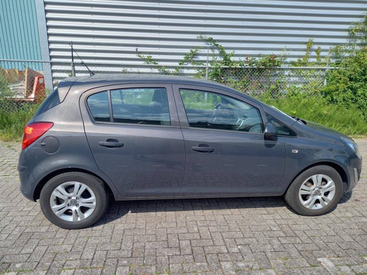 Opel Corsa - 1.2-16V Design Edition 1.2-16V Design Edition - AutoWereld.nl
