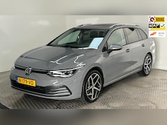 Volkswagen Golf Variant - 1.0 eTSI style Automaat panoramadak cruisecontrole navigatie trekhaak led carplay andriod