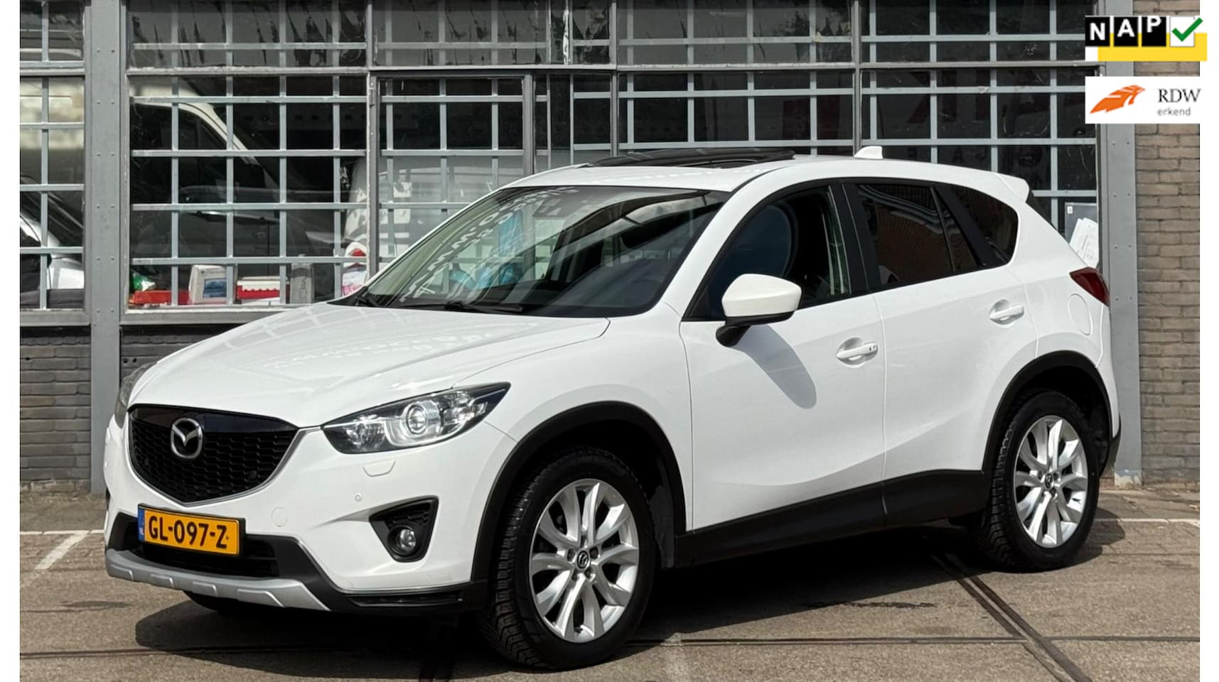 Mazda CX-5 - 2.2D HP GT-M 4WD 2013 ECC/LEDER/AUTOMAAT/XENON! - AutoWereld.nl