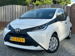 Toyota Aygo - 1.0 VVT-i x-fun Toyota Aygo 1.0 Vvt-i 69pk 5D AIRCO|DAB|1EIG|INCL BTW\