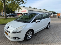 Peugeot 5008 - 1.6 HDiF ST 5p