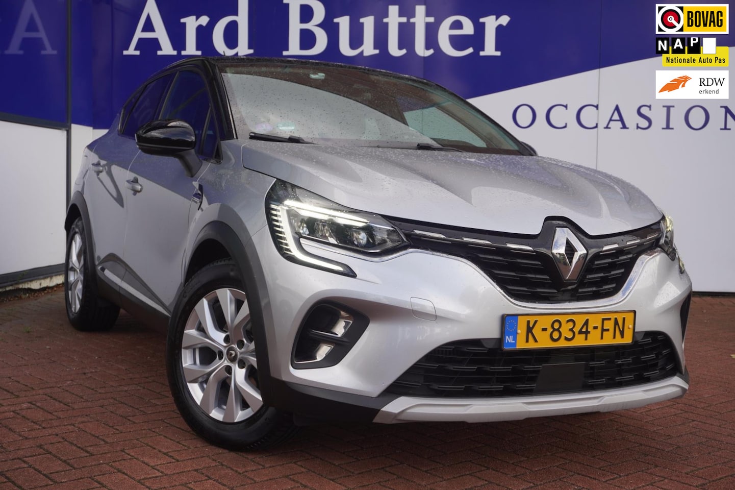 Renault Captur - 1.0 TCe 100 Intens+Half-Leder+Led+Navigatie+Parkeer-Hulp+Privacy-Glass-DECEMBER 2020 !! - AutoWereld.nl