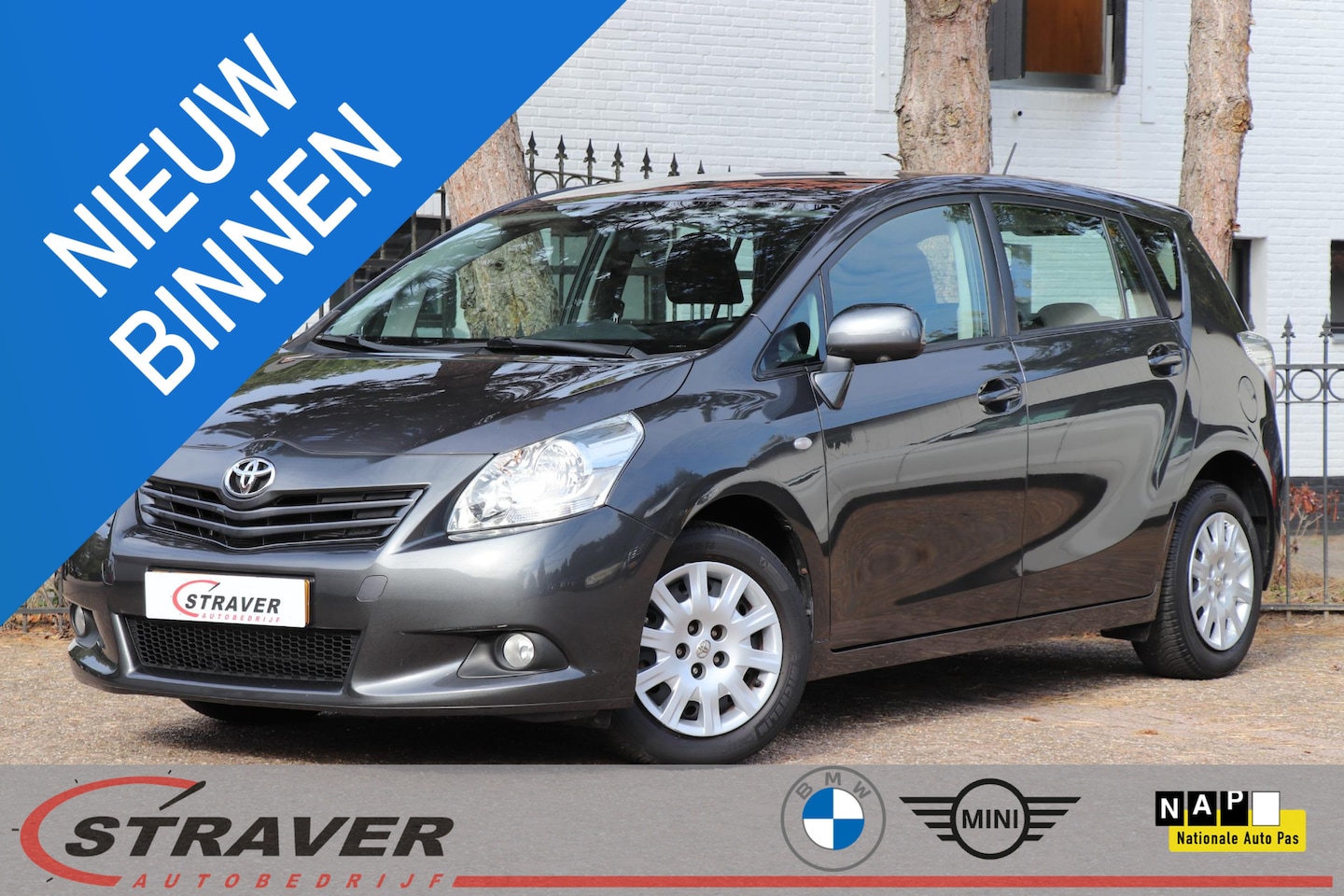 Toyota Verso - 1.8 VVT-i Aspiration 7p. |Eerste eigenaar |Navigatie - AutoWereld.nl