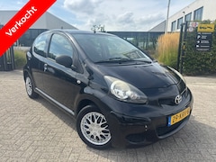 Toyota Aygo - 1.0-12V Radio|Lage km 2009