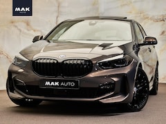 BMW 1-serie - 118i M Sport Pro, NL-auto, Sonderlackierung, M stoel, 19", M135i optiek, pano, leder, priv