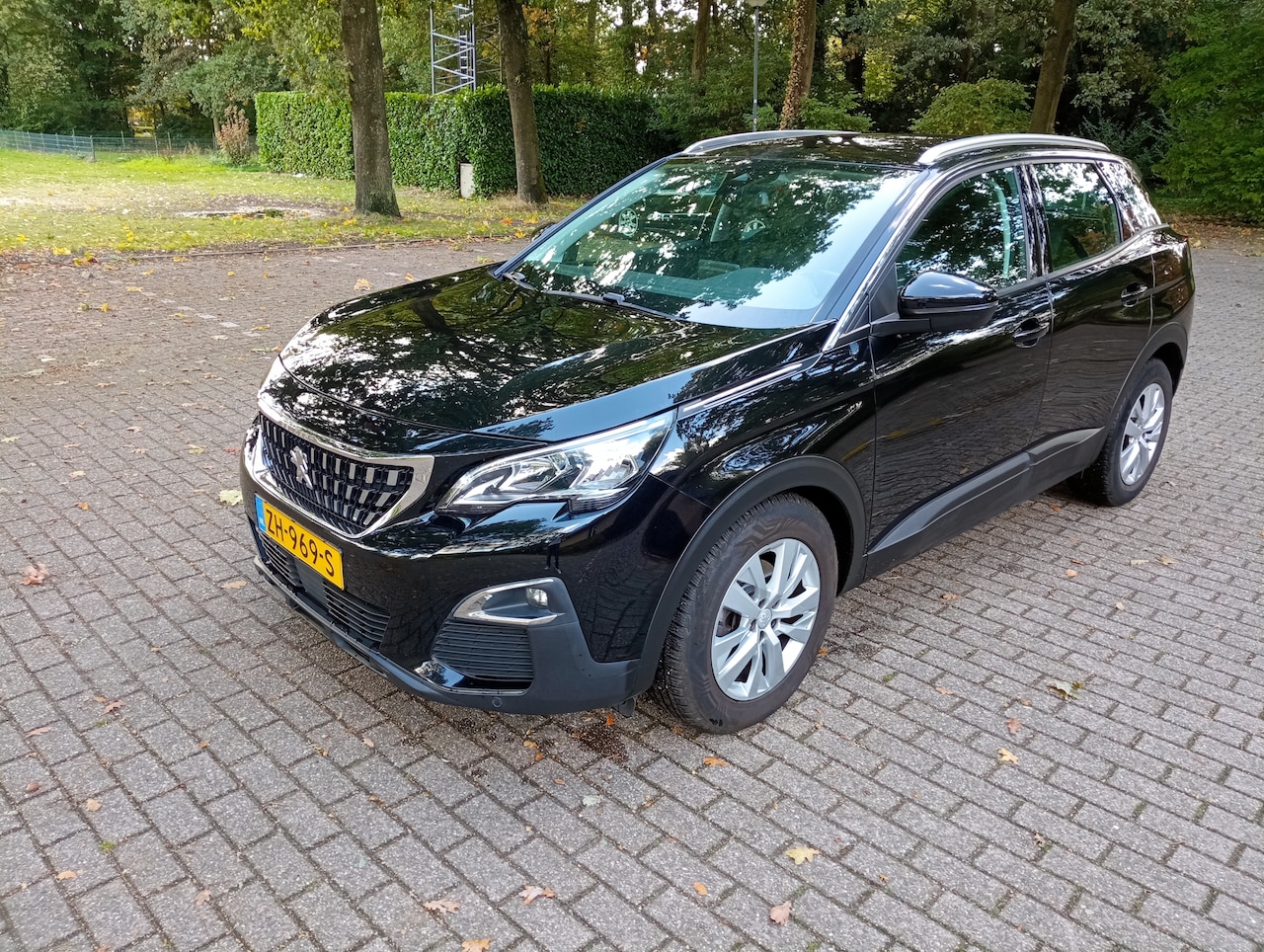 Peugeot 3008 - 1.2 PureTech Blue Lease Executive - AutoWereld.nl