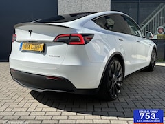 Tesla Model Y - Performance + MMX PACK
