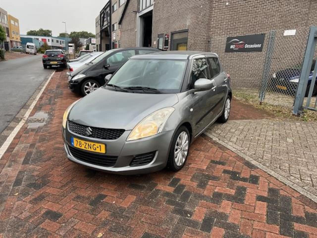Suzuki Swift - 1.2 Bandit EASSS! 140 DKM NAP! Stoelverwarming! - AutoWereld.nl