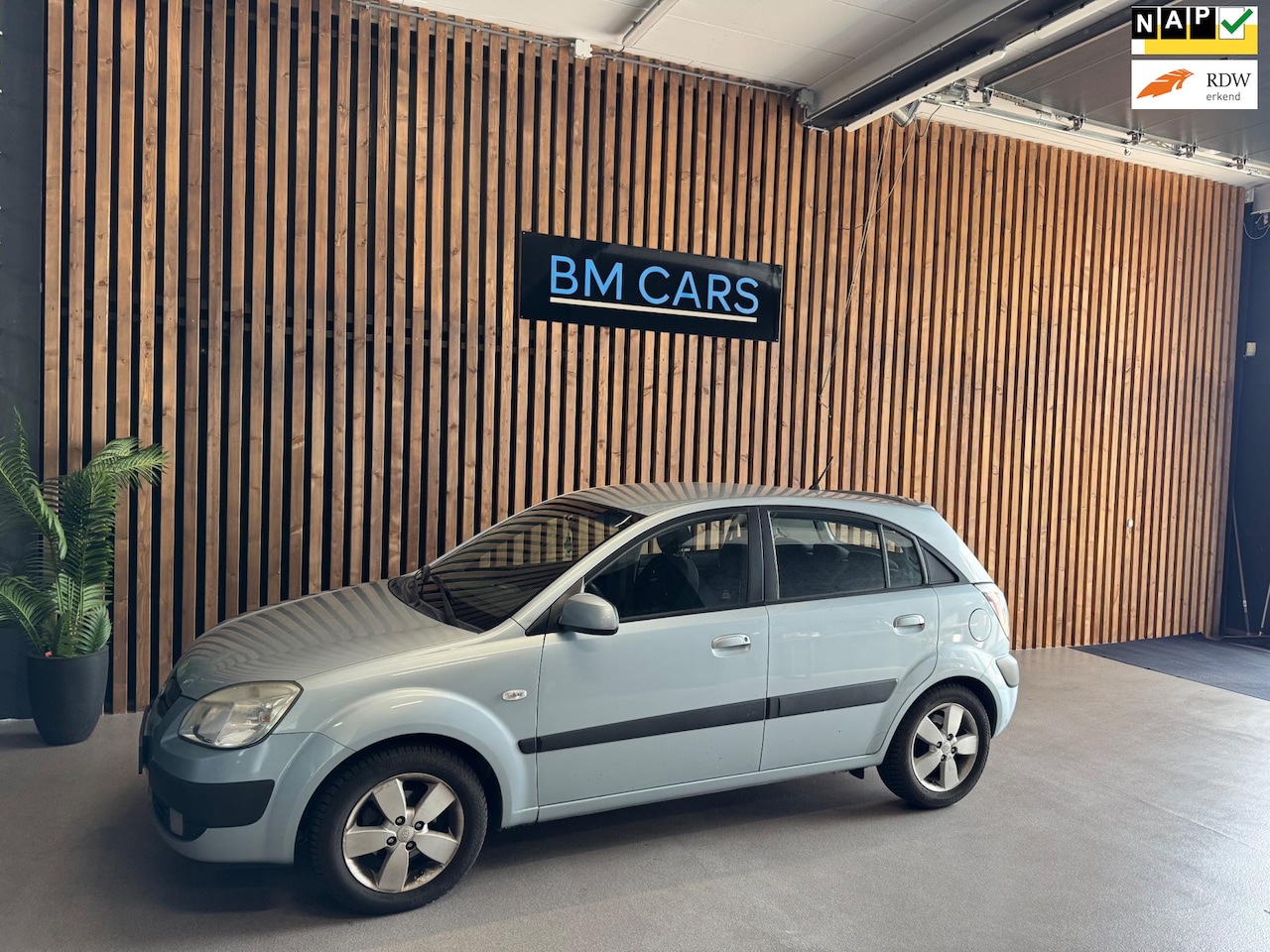 Kia Rio - 1.4 X-tra Airco, Trekhaak, Nieuwe APK - AutoWereld.nl