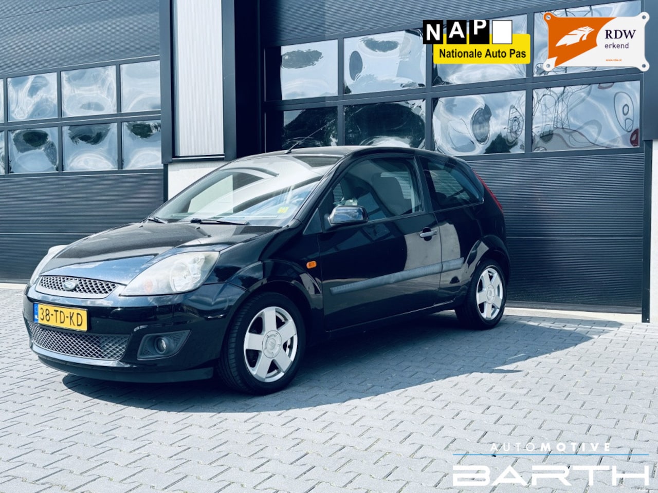 Ford Fiesta - 1.6-16V | AUTOMAAT | Airco | NAP | el. Pakket | - AutoWereld.nl