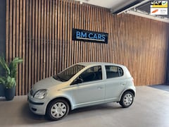 Toyota Yaris - 1.0 VVT-i Idols Airco, 2e eigenaar, Nap KM