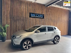 Nissan Qashqai - 1.2 N-Connecta Panodak, Camera, Trekhaak