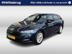 Skoda Octavia Combi - 1.0 e-TSI Sport Business / AUTOMAAT/ ELEKTR. TREKHAAK/ GARANTIE TM 06-2027/ NAVI/ PARK. SE