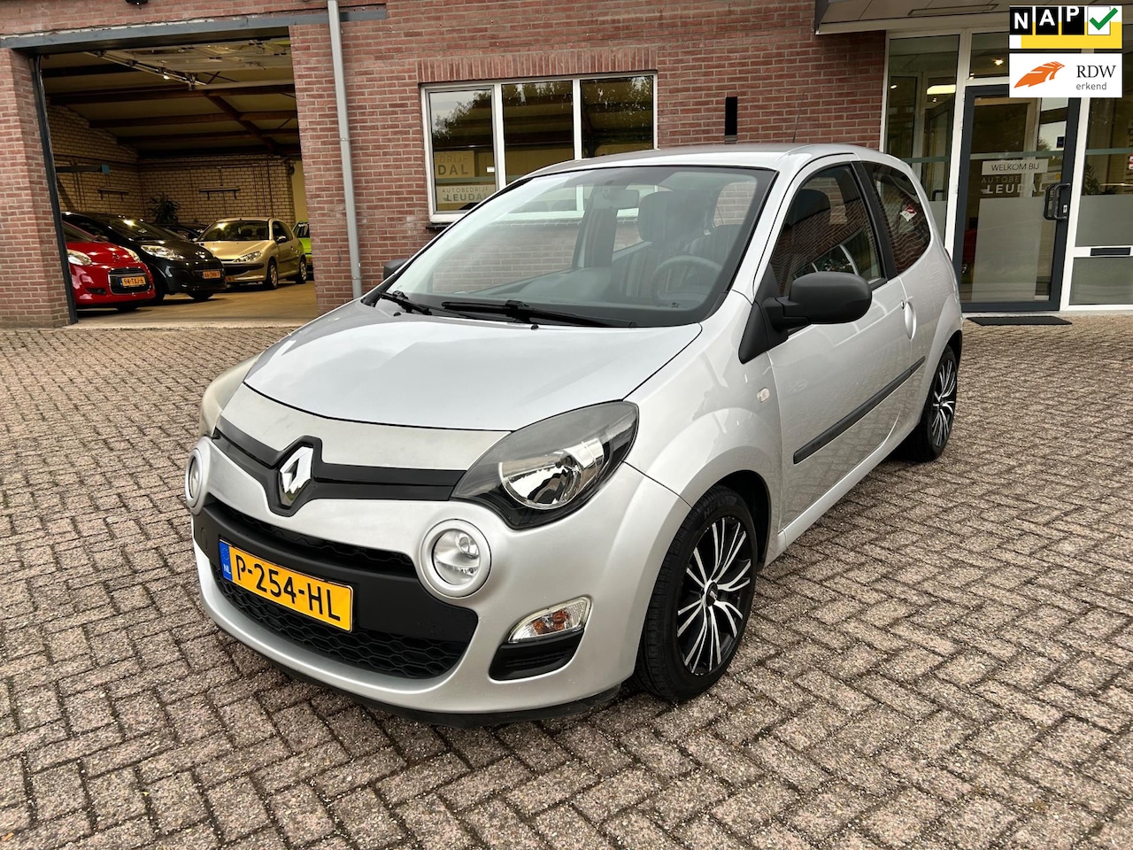 Renault Twingo - 1.2 16V Collection //Airco //APK 28-7-2026 - AutoWereld.nl