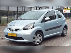 Toyota Aygo - 1.0-12V + APK/AIRCO