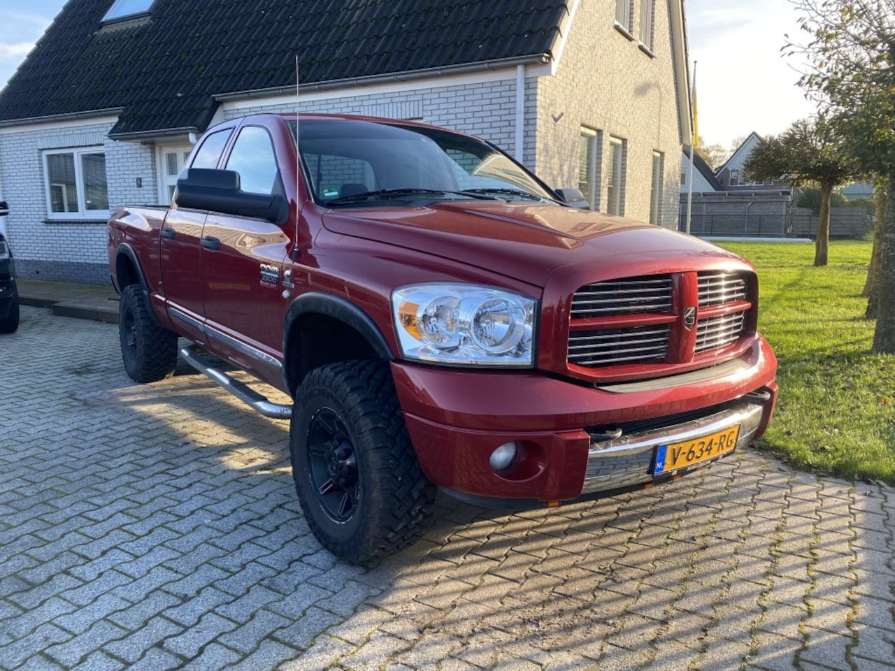 Dodge Ram 2500 - CUMMINS 4X4 6.7 Eventueel C-Rijbewijs - AutoWereld.nl
