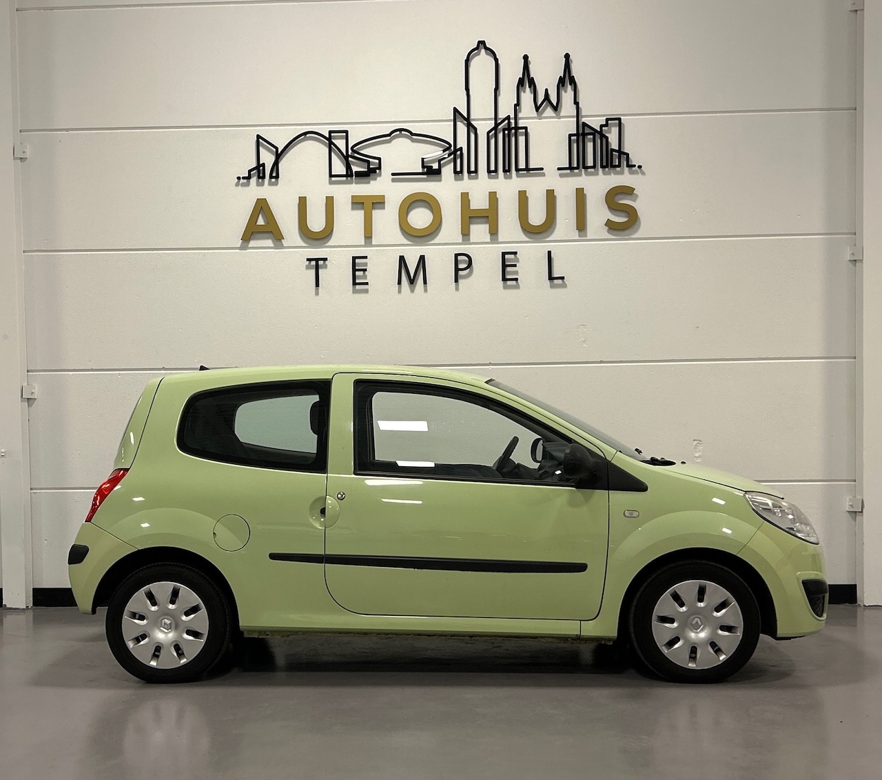 Renault Twingo - 1.2 Authentique Airco Elektrische Ramen Isofix Nwe Apk Aux - AutoWereld.nl