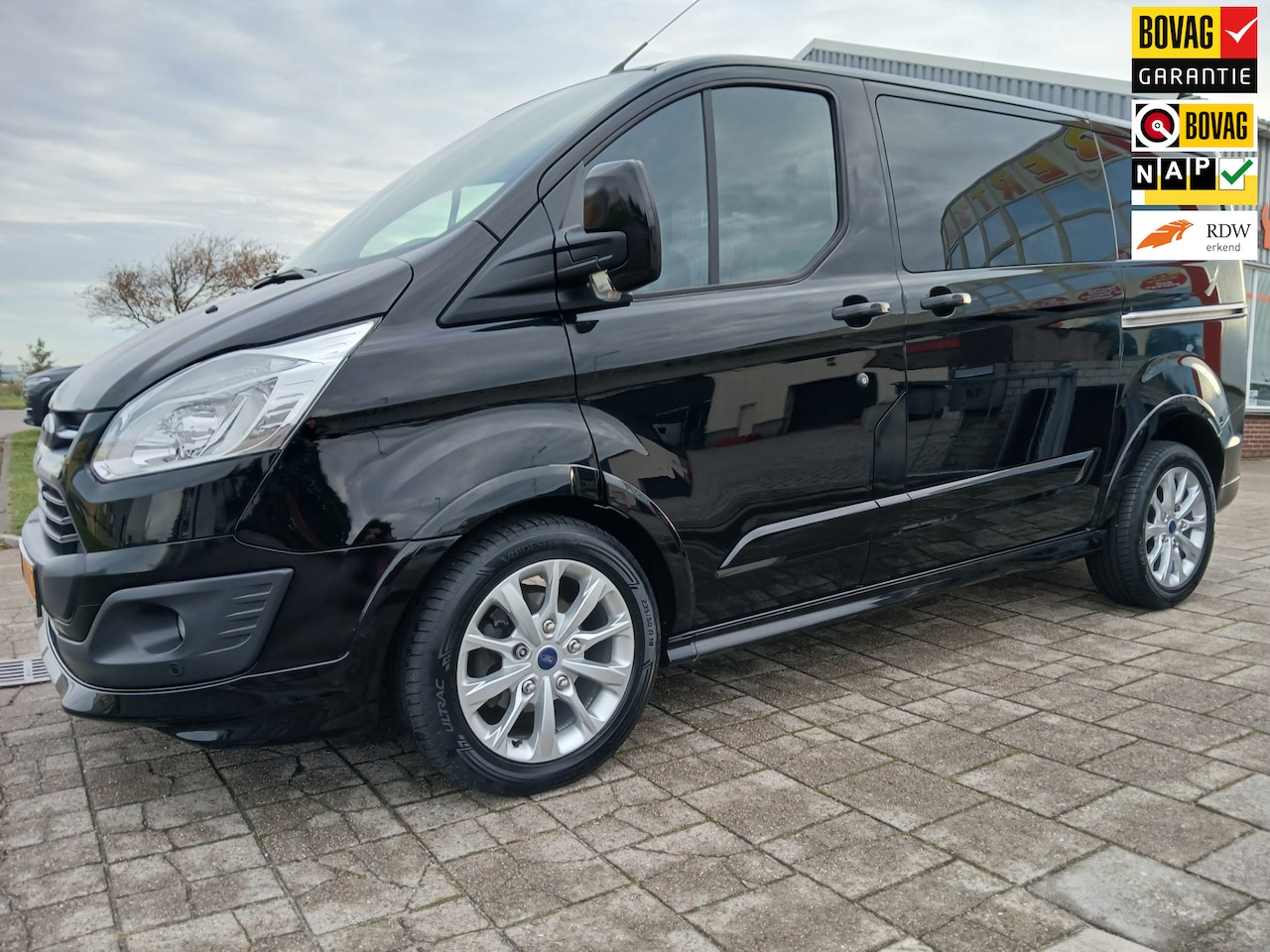 Ford Transit Custom - 290 2.0 TDCI L1H1 Sport DC 290 2.0 TDCI L1H1 Sport DC - AutoWereld.nl
