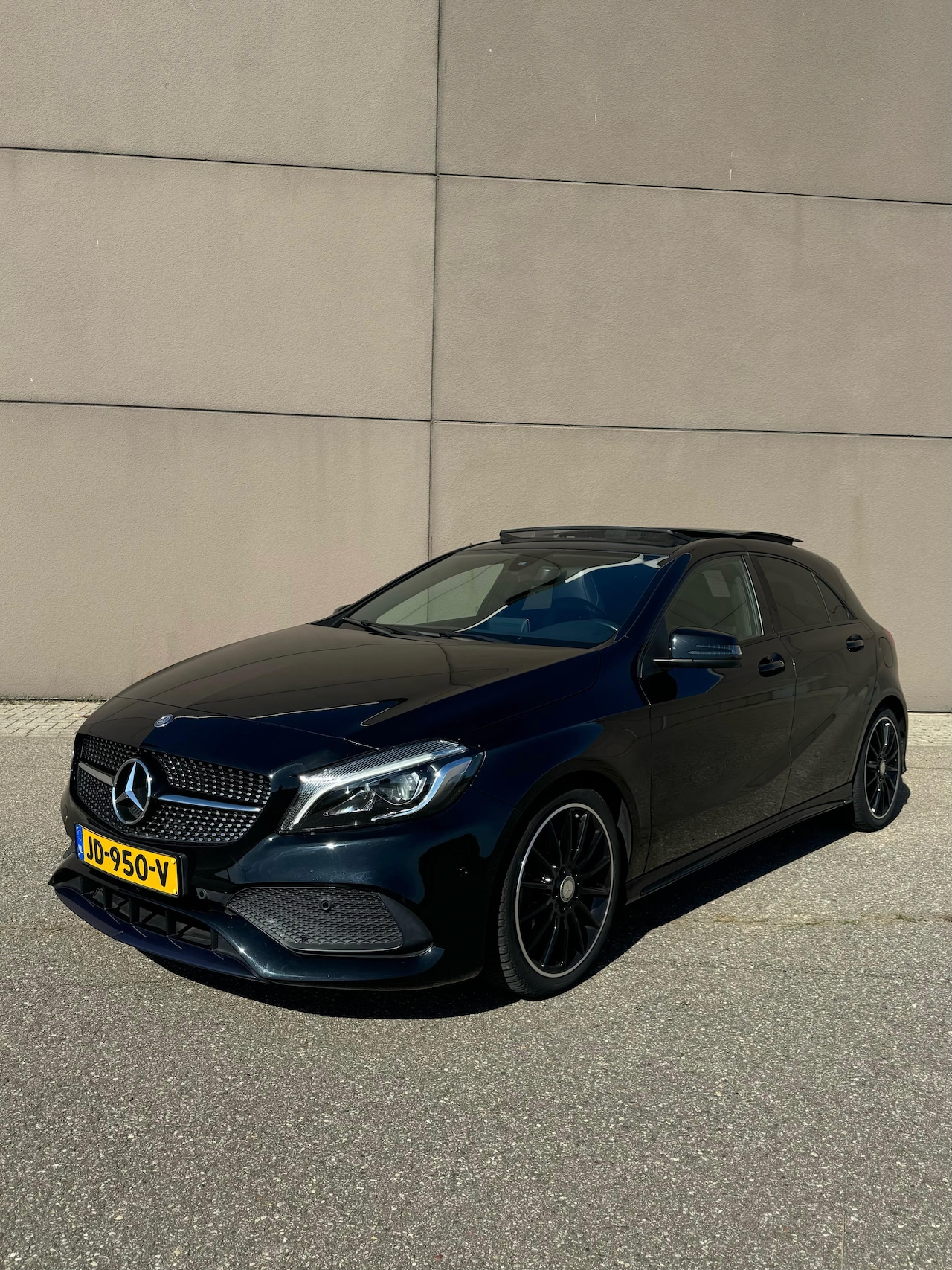 Mercedes-Benz A-klasse - 180 AMG Night Edition Plus - AutoWereld.nl