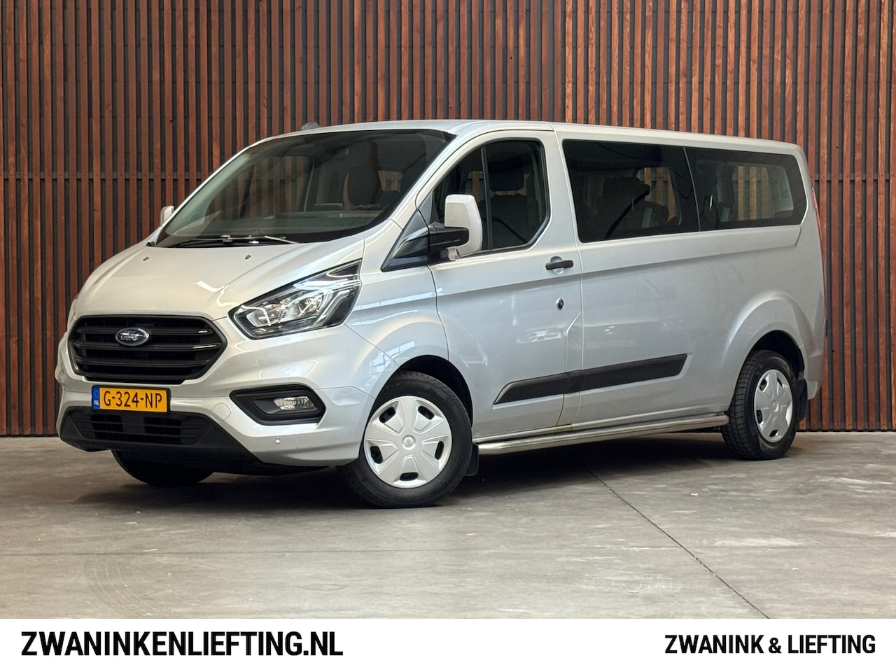Ford Transit Custom - 320 2.0 TDCI L2H1 Trend 9 Pers. NAVI-AIRCO-CARPLAY-CRUISE-PDC- PRIJS € 27.104 INCL BTW EN - AutoWereld.nl