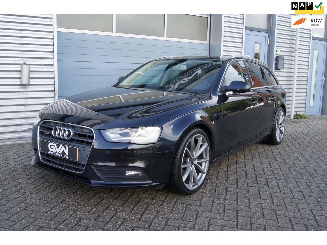 Audi A4 Avant - 2.0 TFSI Quattro S-line | 19” | Bose | Xenon | ACC | Camera | Lane Assist | Privacy Glass - AutoWereld.nl