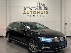 Volkswagen Passat Variant - 2.0 TDI Highline Business R Nap Virtual Trekhaak PDC Led Stoelverw R Line VOL